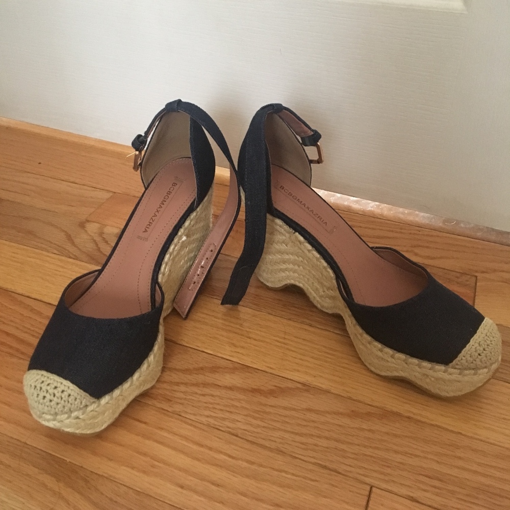 BCBG MaxAzria Wedges - Navy